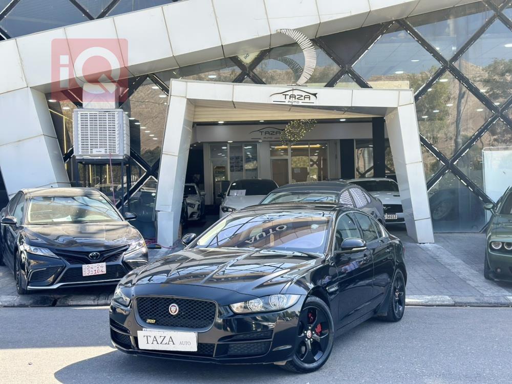 جاگوار XE